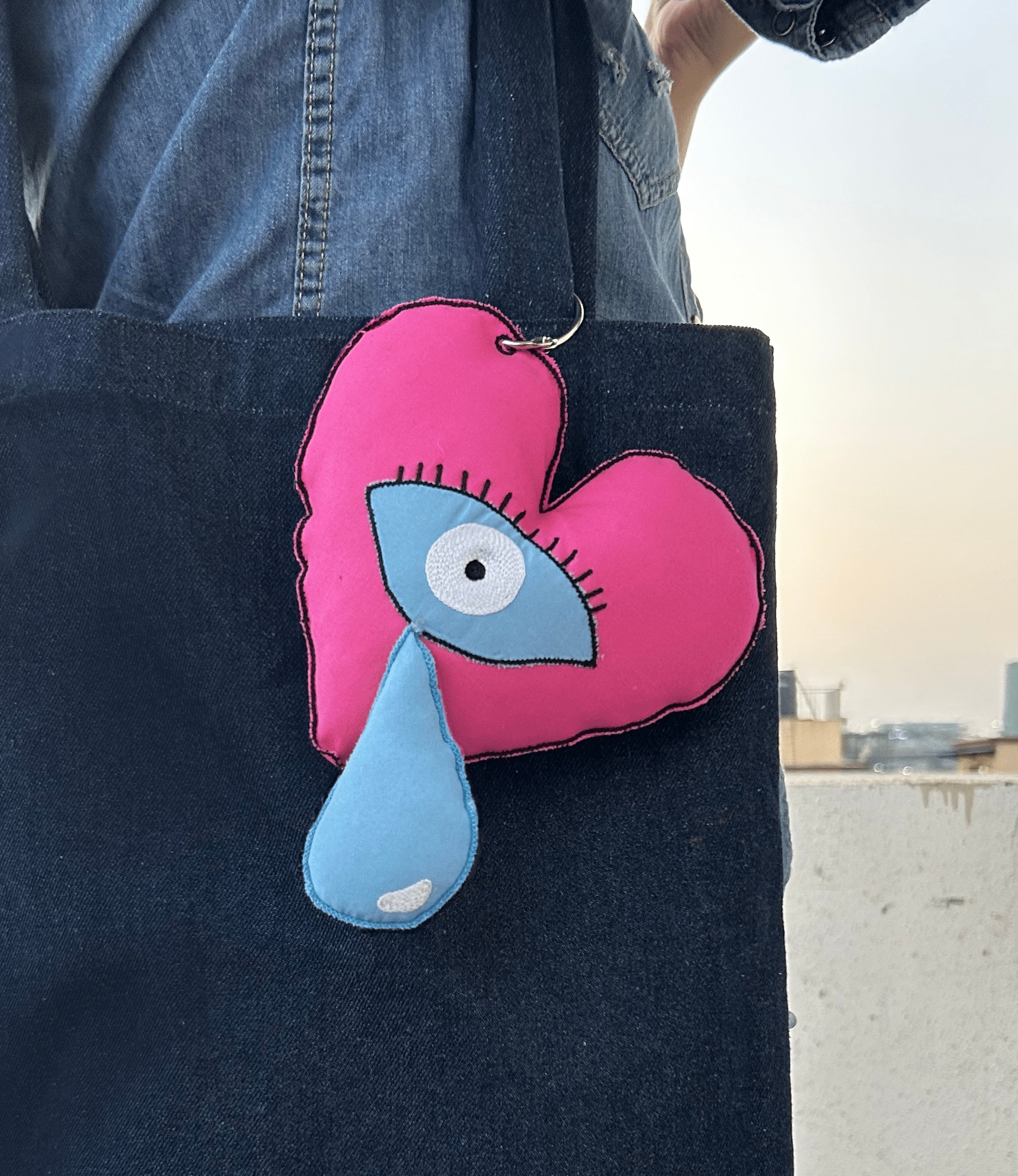 SIMPIN’ HEART PUFFY