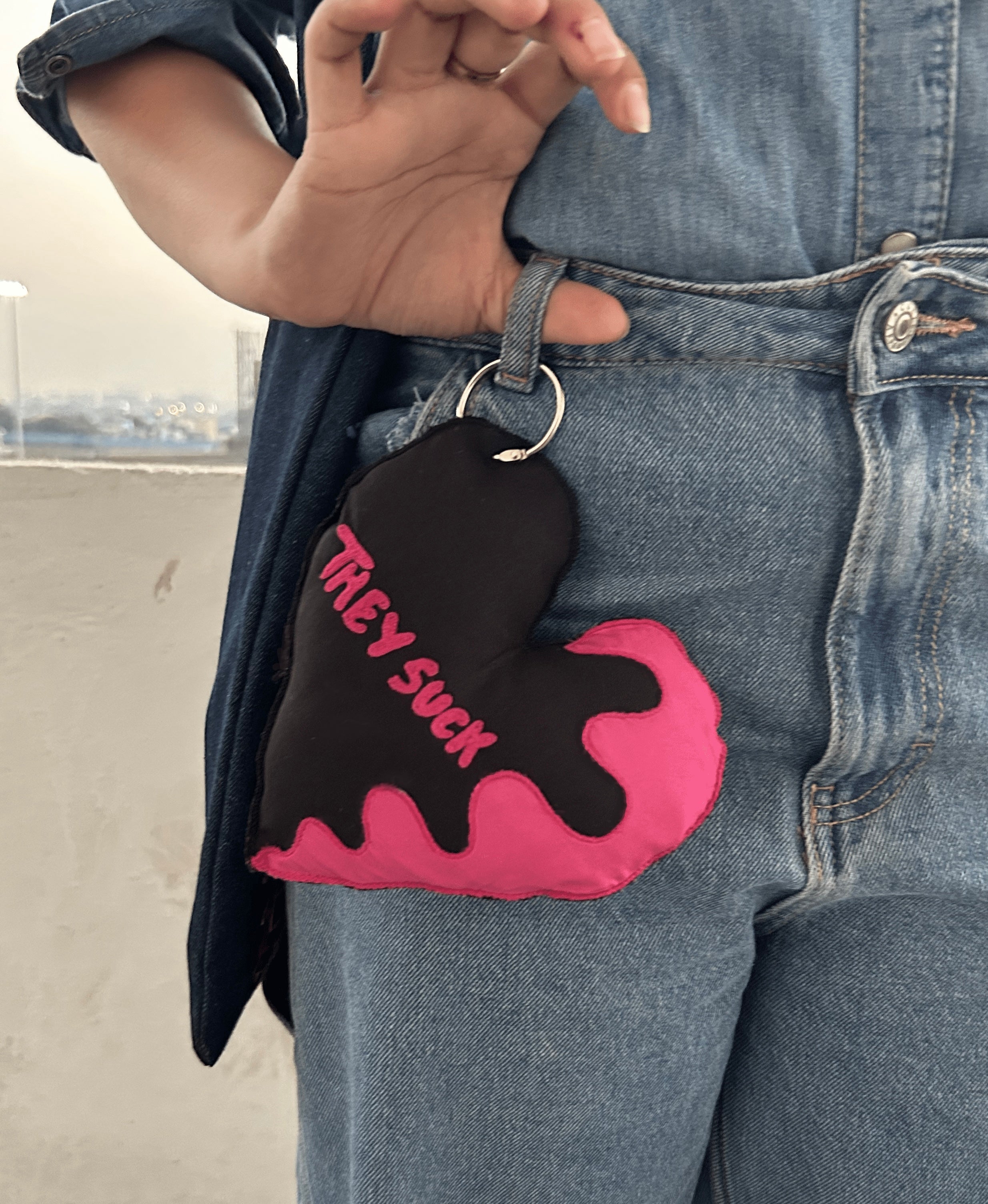 SUCKER PUFFY- THEY SUCK
