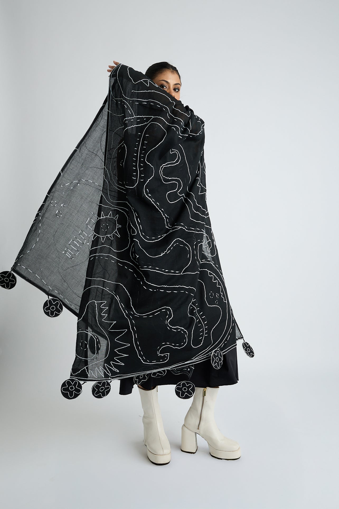 FACELESS DUPATTA